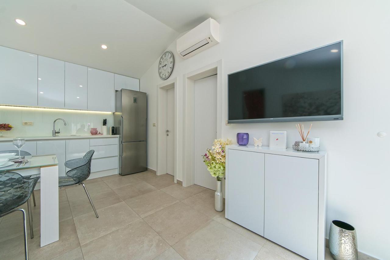 Apartman Stipic 1 Baska Voda Bagian luar foto