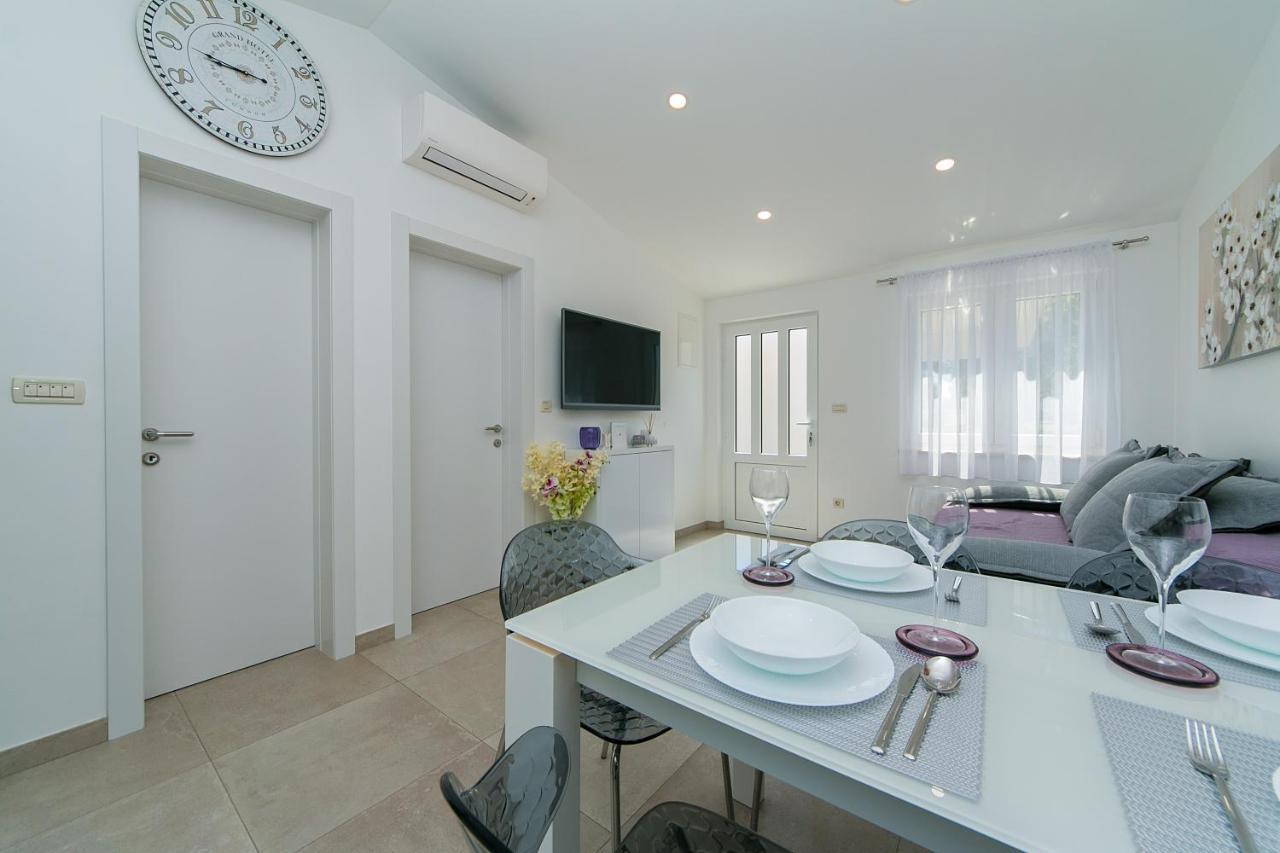 Apartman Stipic 1 Baska Voda Bagian luar foto