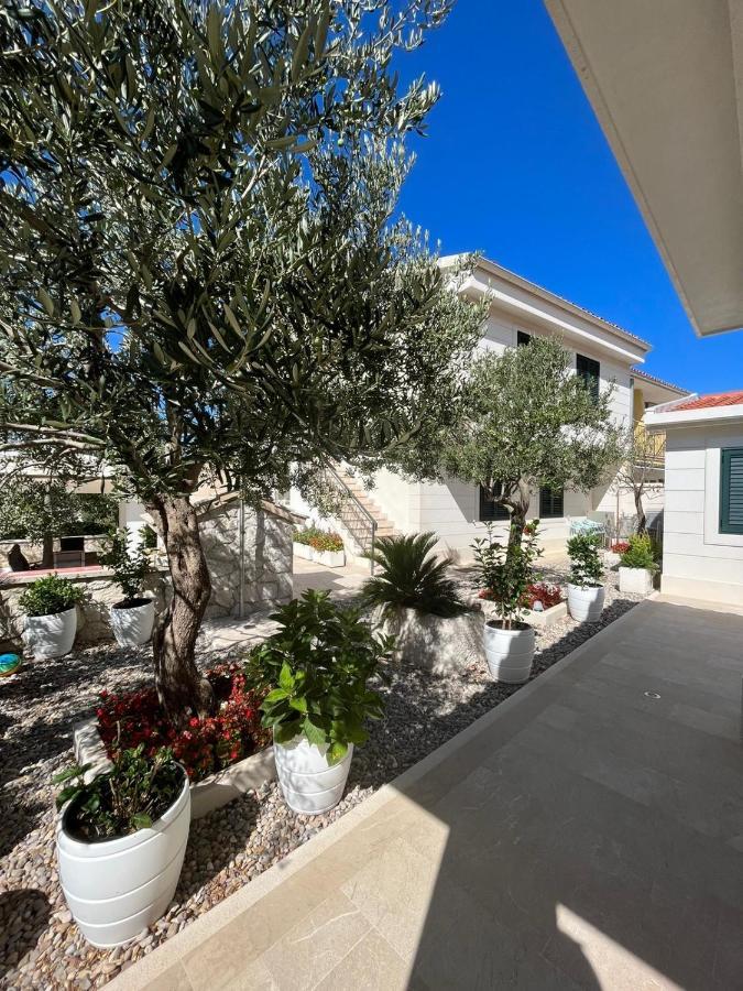 Apartman Stipic 1 Baska Voda Bagian luar foto