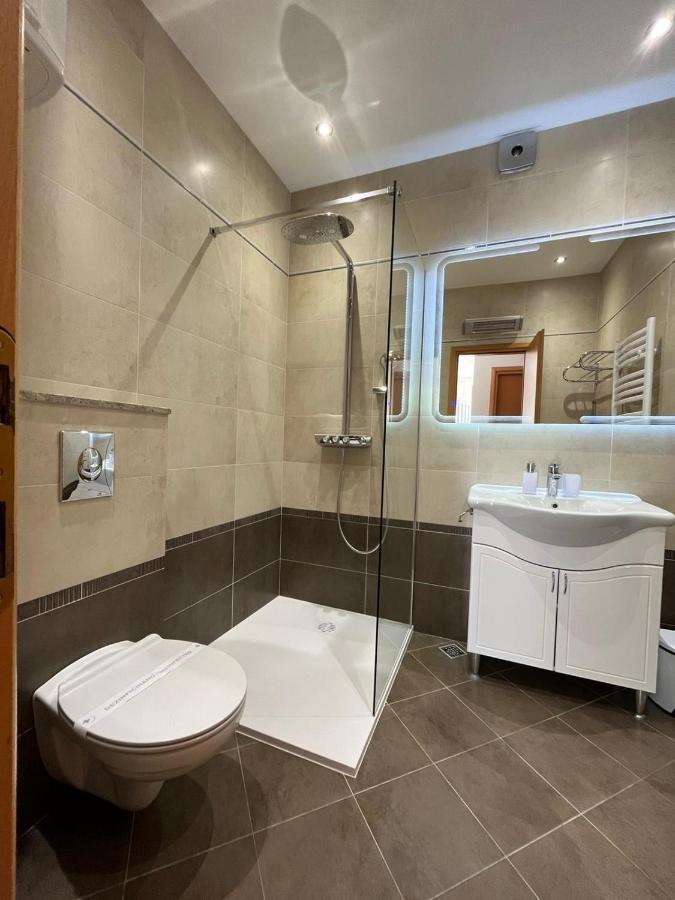 Apartman Stipic 1 Baska Voda Bagian luar foto