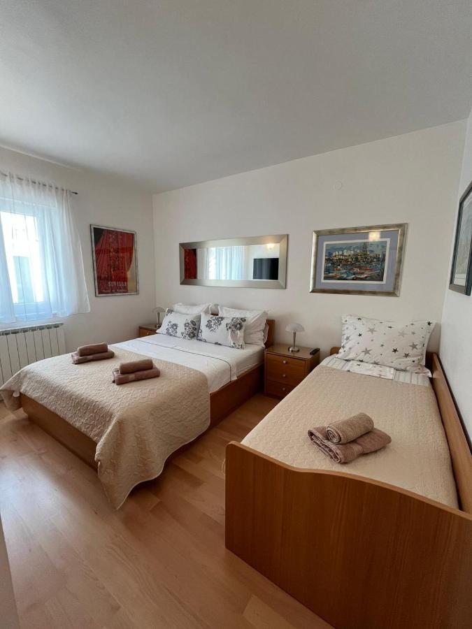 Apartman Stipic 1 Baska Voda Bagian luar foto